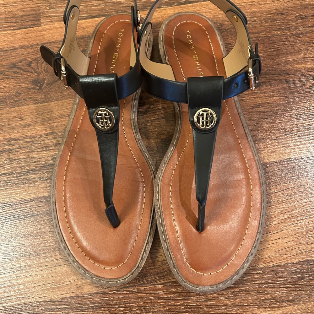 Tommy Hilfiger Black and Brown Sandals with T-Strap